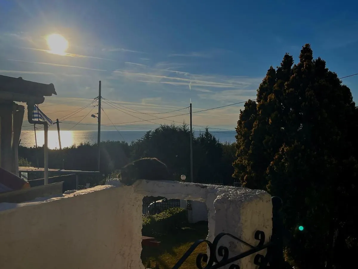 Thomis Villa Nea Irakleia Grekland