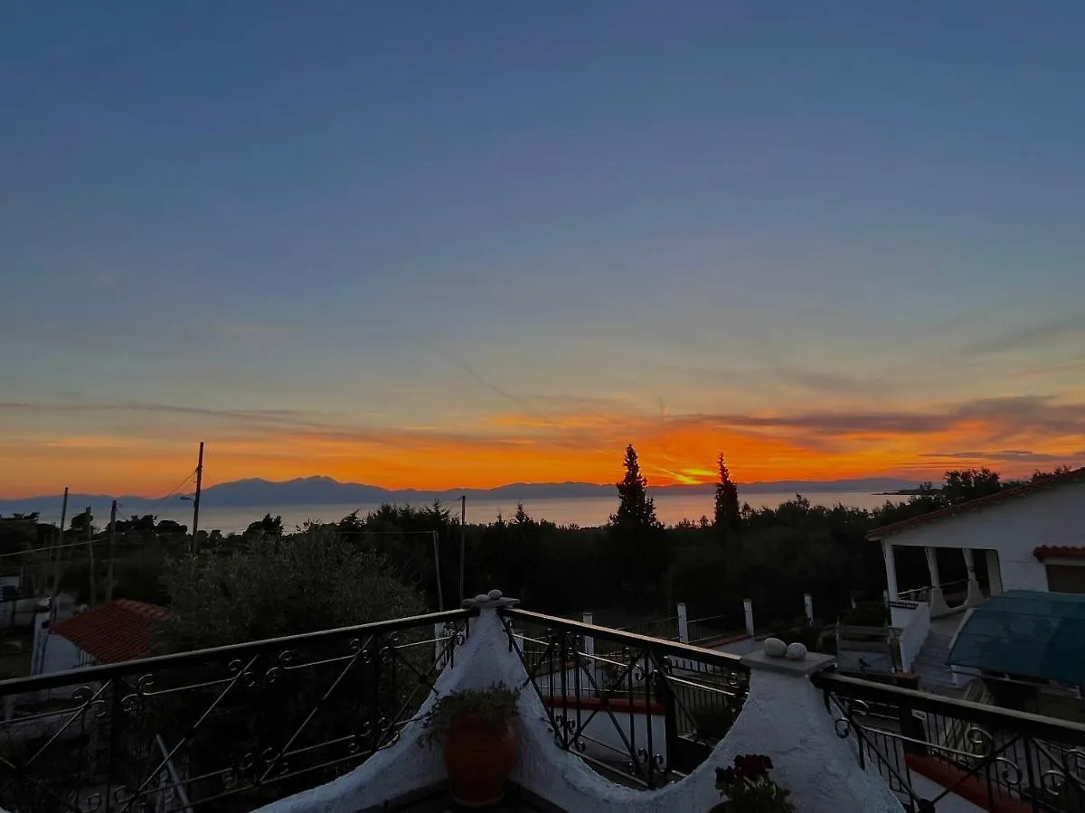 Holiday home Thomis Villa Nea Iraklia Greece